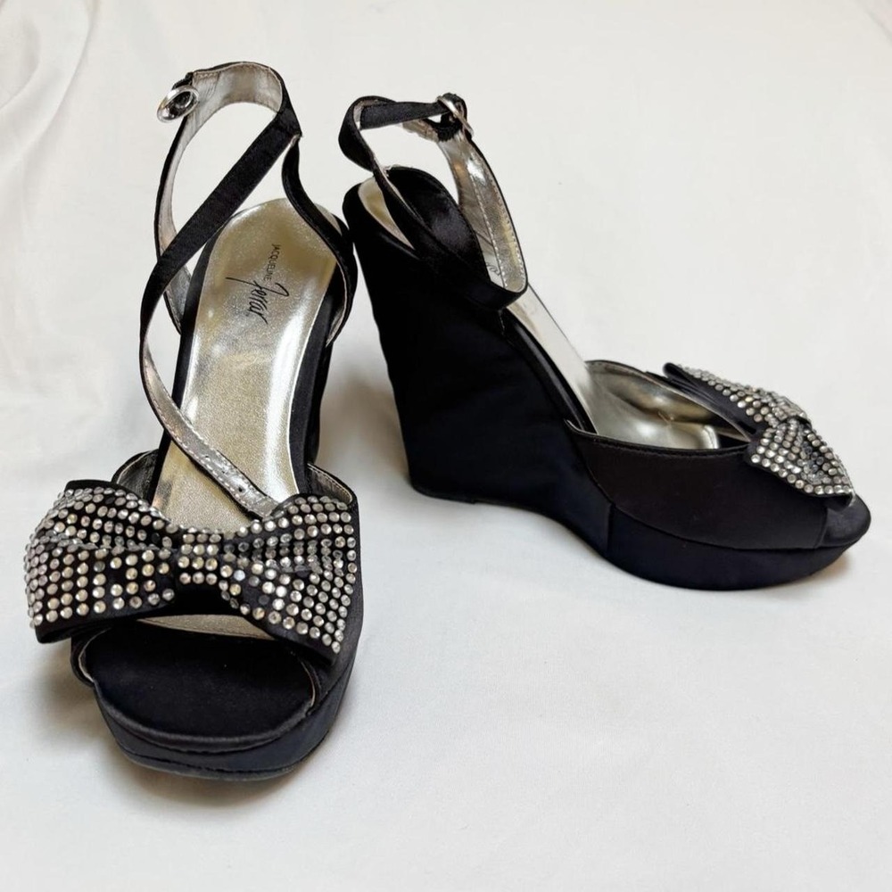Black Satin Rhinestone Bow Platform Wedges Ankle Strap Jacqueline Ferrar 8 Glam